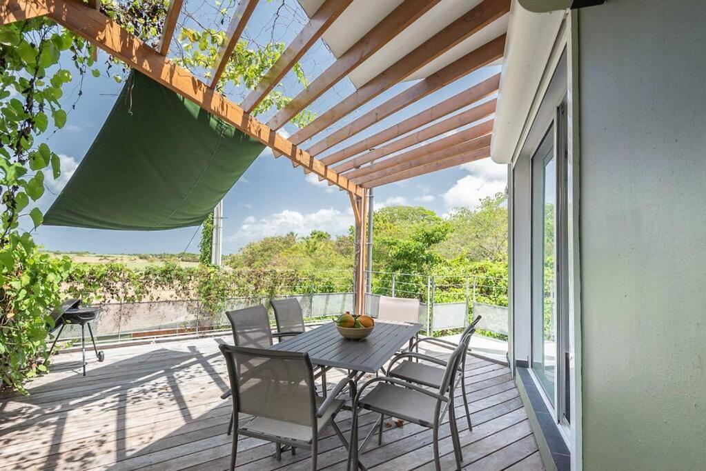 T3 Lumineux Avec Vue Exceptionnelle Et Piscine Oasis De Nature Et Serenite Petit-Canal ภายนอก รูปภาพ